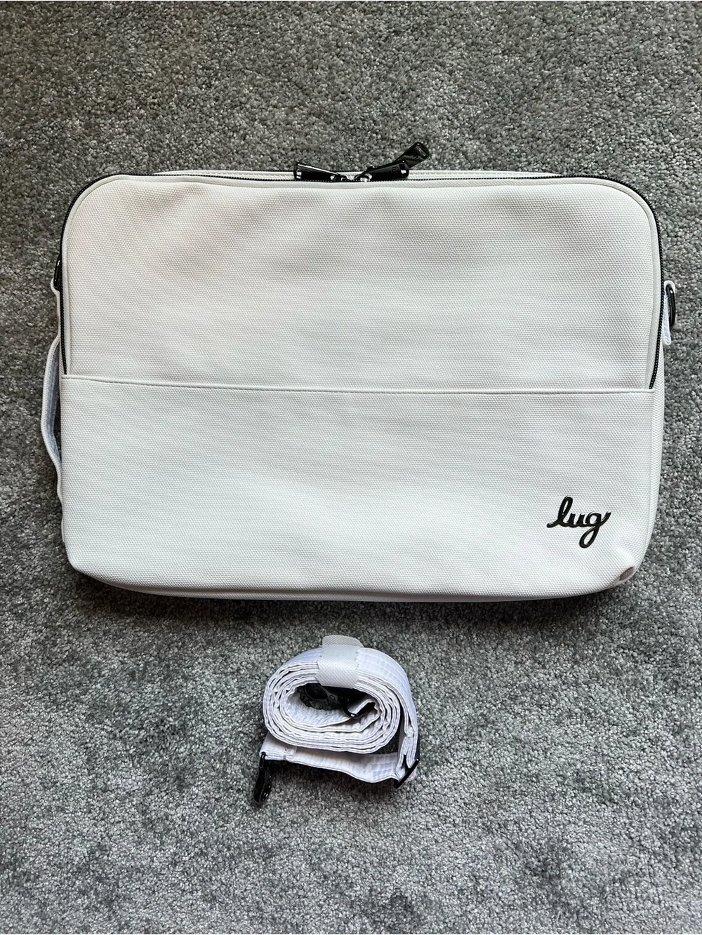 Lug Delta vl Matt luxe white NWOT